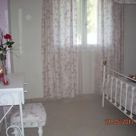 Iris Διαμέρισμα Απόλπαινα